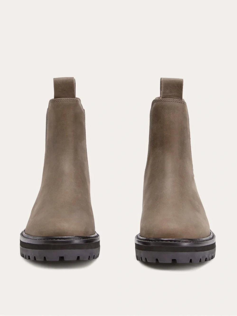 Everlane The Lug Chelsea Boot